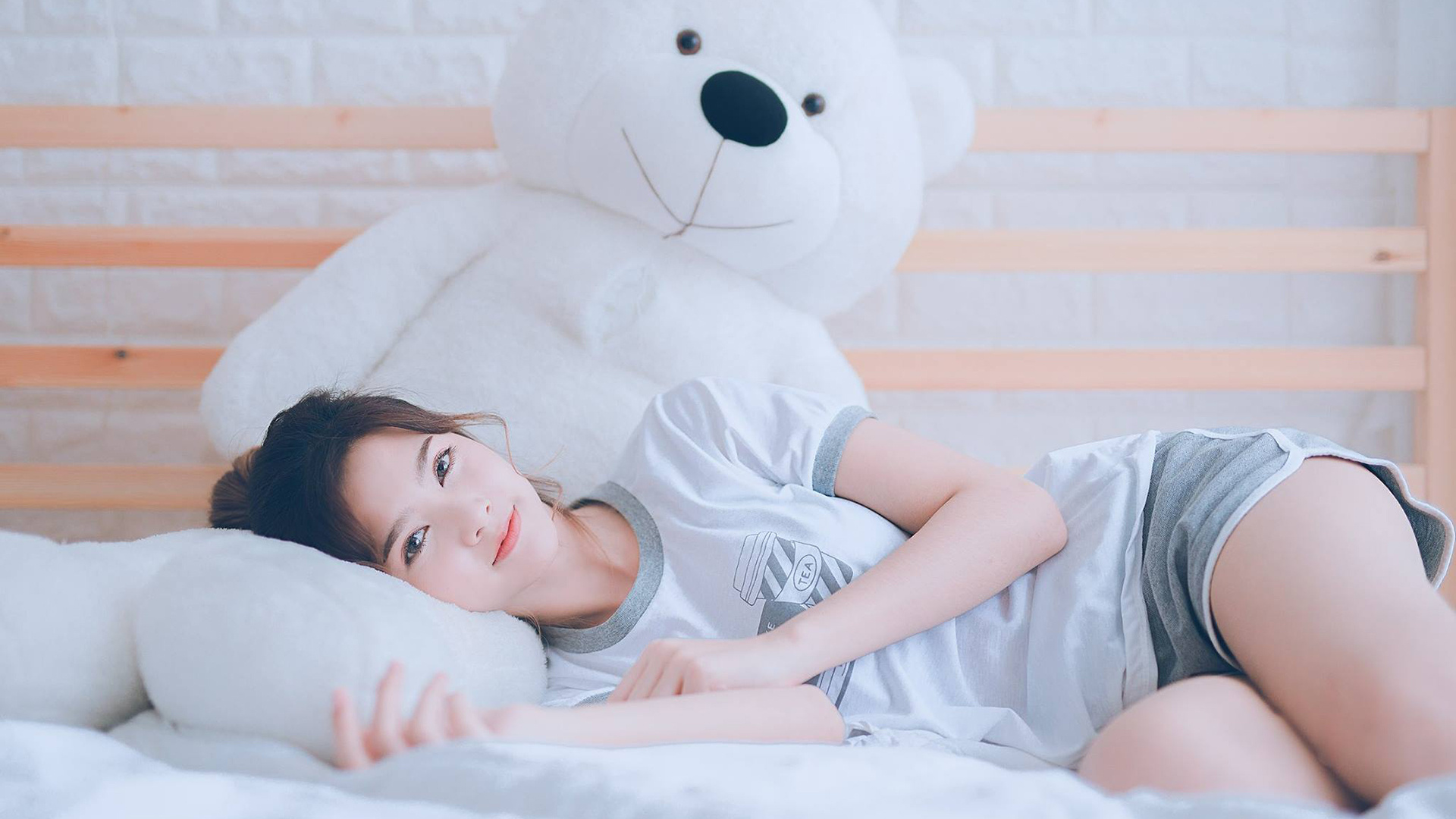 AYX官网-球队在关键战役中顶住压力成功拿下全场展现成熟心态